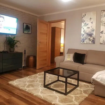 Goldstar Luxury City Centre Apartament *