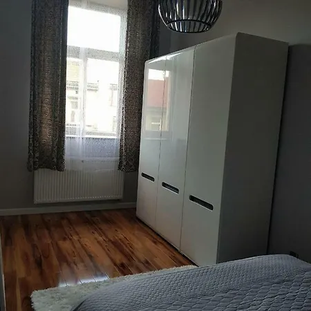 Goldstar Luxury City Centre Apartament