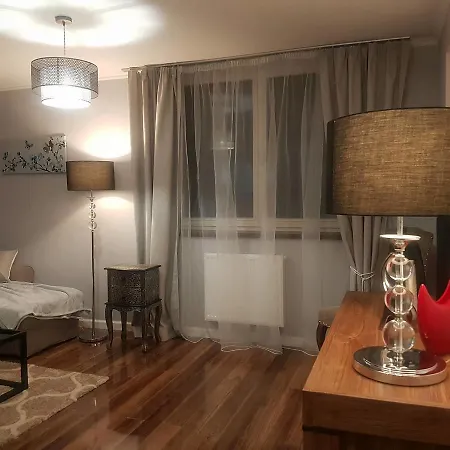 Goldstar Luxury City Centre *